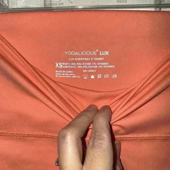Yogalicious Lux Everyday 5” Shorts Women's Size XS Coral Pink - Picture 3 of 5